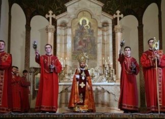 21 апреля Армянская Апостольская Церковь отмечает праздник Пасхи