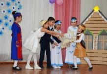 В Симферополе прошел XVIII ежегодный концерт в честь Дня материнства и красоты