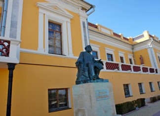 В Феодосии началась реконструкция галереи Ивана Айвазовского