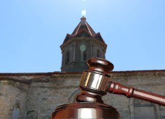 ДЕЛО О ЗАЩИТЕ ТЕРРИТОРИИ ХРАМА СУРБ ГЕВОРГ В ФЕОДОСИИ. ПОСТАНОВЛЕНИЕ СУДА