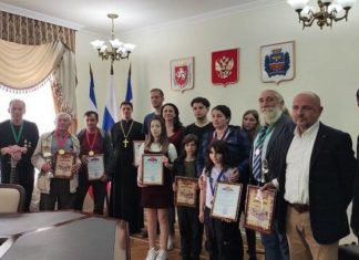 В межконфессиональном турнире по шахматам приняла участие команда церкви Сурб Акоб