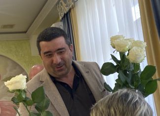 Лига армянских женщин «Майрик» отметила День материнства и красоты