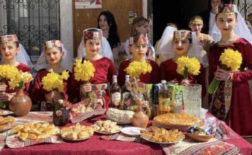 Праздник материнства И красоты отметили в «Армянском дворике»