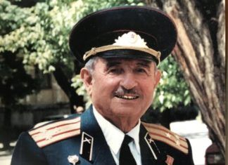 Уже год, как нет с нами Азата Артёмовича Григоряна-ветерана Великой Отечественной войны, участника освобождения Крыма