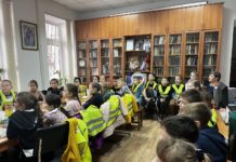 Учеников одной из симферопольских школ познакомили с историей и культурой армянского народа