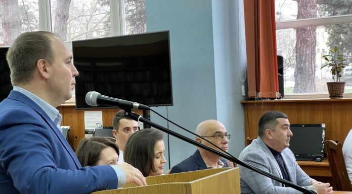 Председатель Крымского армянского общества Георгий Акопян принял участие в работе круглого стола «В единстве — сила. Армяне и Крым»