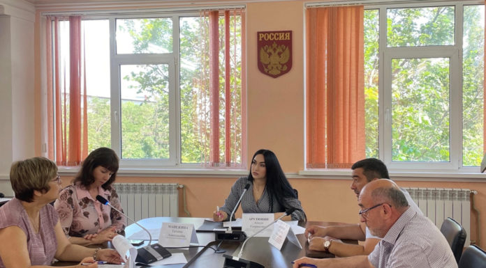 В Госкомнац РК прошло совещание по организации проведения Дней армянской культуры в Крыму
