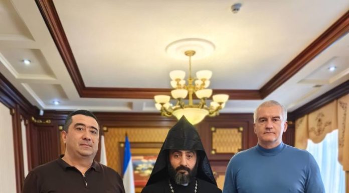 В Симферополе состоялась встреча главы Республики Крым Сергея Аксёнова с архимандритом Тароном Гуликяном