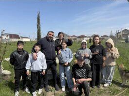 В поселке Айкаван провели субботник